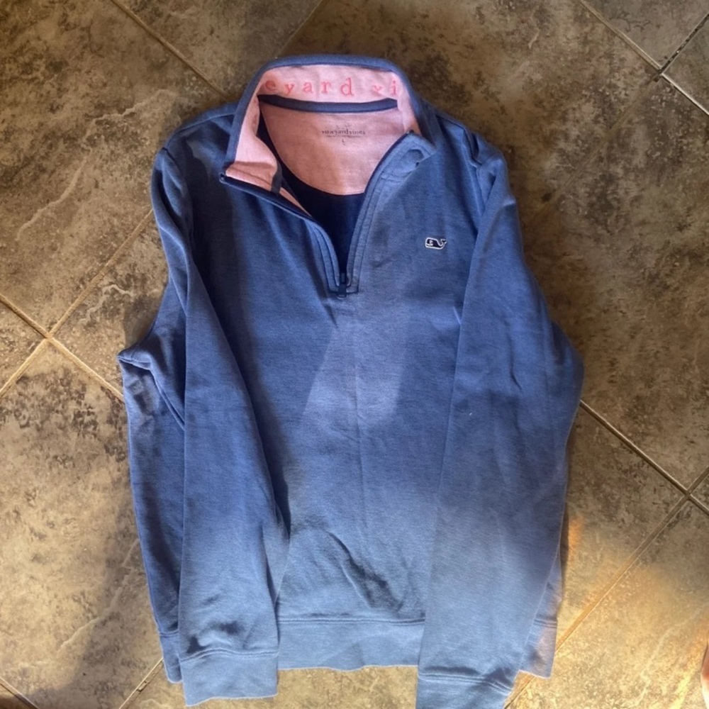 Boys vineyard vines pullover